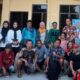 Kasat Reskrim Polres Sergai diwakili Kanit PPA Ipda Brimen Sihotang dan Kanit Ekonomi Ipda Qorry O Siregar beserta personel Satreskrim bersama perwakilan PMI di halaman Satreskrim Polres Sergai, Senin (12/6) di Mapolres Sergai di Sei Rampah. (Waspada/Edi Saputra)