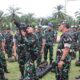 Personel Batalyon Infanteri Raider Khusus 111/Karma Bhakti saat memperlihatkan kesiapan berbagai perlengkapan dalam rangka Satgas Pamtas Statis antara Republik Indonesia - Papua Nugini. Waspada/Ist