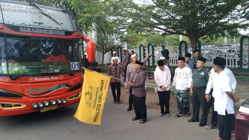 52 Calhaj Palas Kloter 17 Diberangkatkan 52 Calhaj Palas Kloter 17 Diberangkatkan