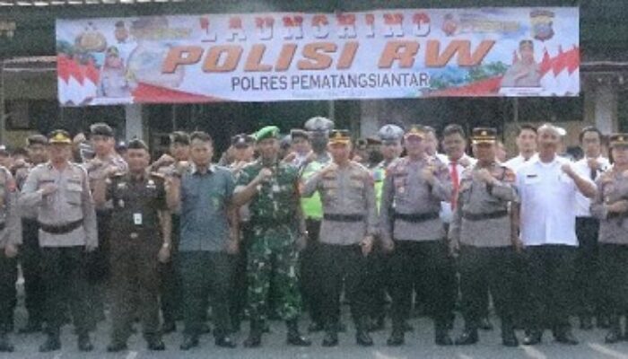 Sambut Pilkada 2024, Kapolres P.Siantar Pimpin Apel Satkamling