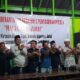 Tokoh masyarakat dan warga Roburan Lombang melawan penyalahgunaan Narkoba. Waspada/Ist