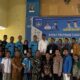 Tampak Ketua KNPI Kota Langsa, Mukhtar AMd, berfoto bersama dengan pengurus serta OKP lainnya dalam Rapimda IV, di Gedung Pemuda, Selasa (27/6). Waspada/Rapian