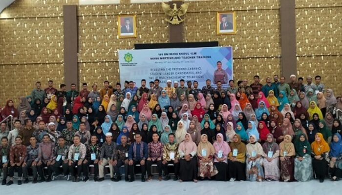 YPI BM Muda Nurul Ilmi P.Sidimpuan Work Meeting And Teacher Training
