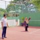 Ketua Pansus Aset DPRK Pidie T.Saifullah TS dan anggota Komisi I DPRK Pidie Nasrul Syam SH mengaku prihatin dan kecewa terhadap aksi penjarahan fasilitas lapangan olahraga Tenis Lapangan yang terletak di komplek Baro Raya, Gampong Pulo Pisang, Kecamatan Pidie, Kabupaten Pidie, Kamis (8/6) Waspada/Muhammad Riza