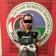 Tersangka E, warga Kecamatan Lubukpakam diamankan polisi di lokasi Kereng Desa Tanjungbale, Kabupaten Padanglawas. (Waspada/Ist)