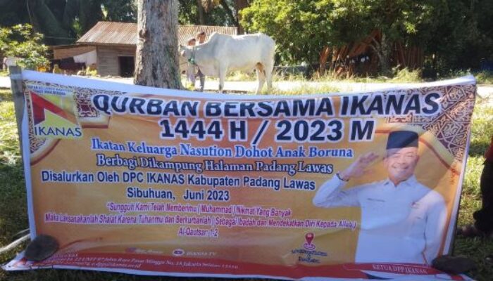 Salurkan 19 Hewan Kurban Bersama Ikanas Di Madina