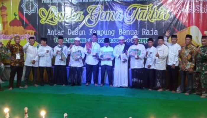 Diguyur Hujan Deras, Lomba Gema Takbir Meriah Di Benua Raja