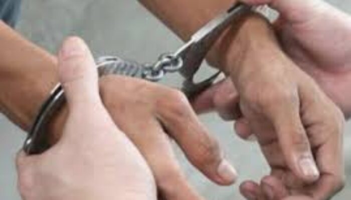 Tersangka Penggelapan Uang Pajak UPT Samsat Pangururan Menyerahkan Diri