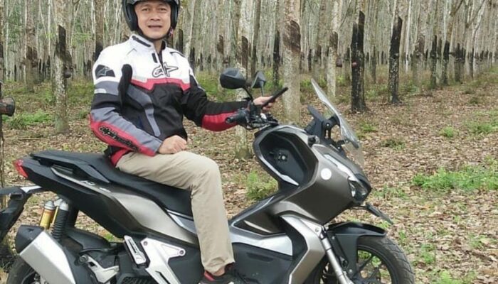 Legenda Balap Sumut Terpikat Performa Big Scooter Honda
