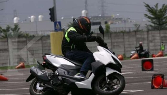 #Cari_Aman Belum Cukup Hanya Pakai Helm