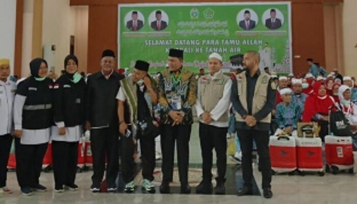 357 Jamaah Haji Kloter 7 Tiba Seorang Wafat Di Tanah Suci