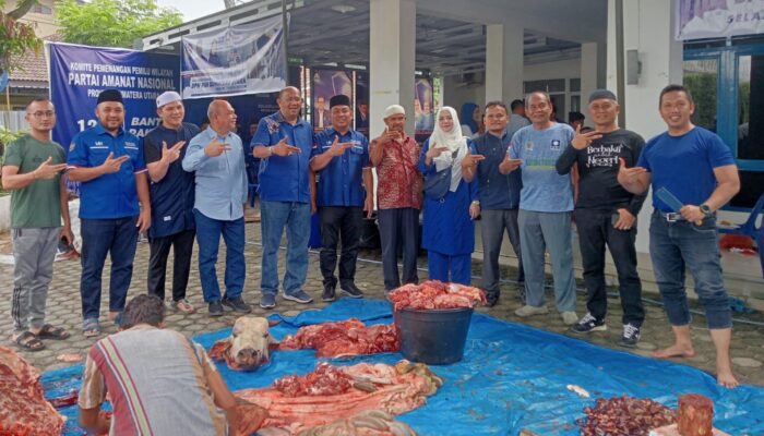 Bantu Rakyat, DPW PAN Sumut Bagikan Daging Kurban