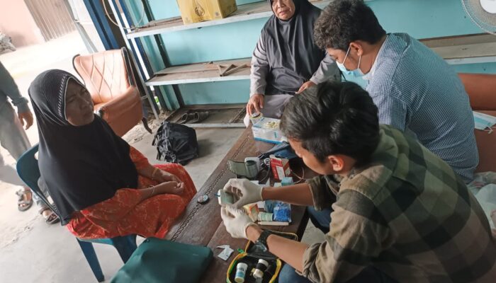 Klinik Gerakan Gadget Sehat Prof. Ridha Dharmajaya Edukasi Lansia Pola Hidup Sehat
