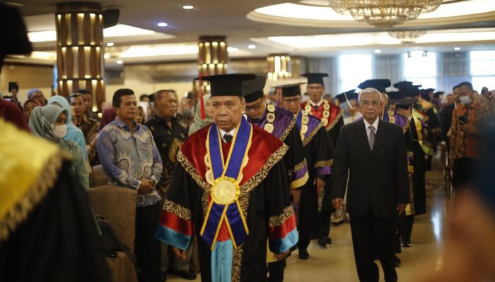 Busyro Muqoddas Pidato Di Wisuda UMSU: Bangga Ada Mahasiswa Asing