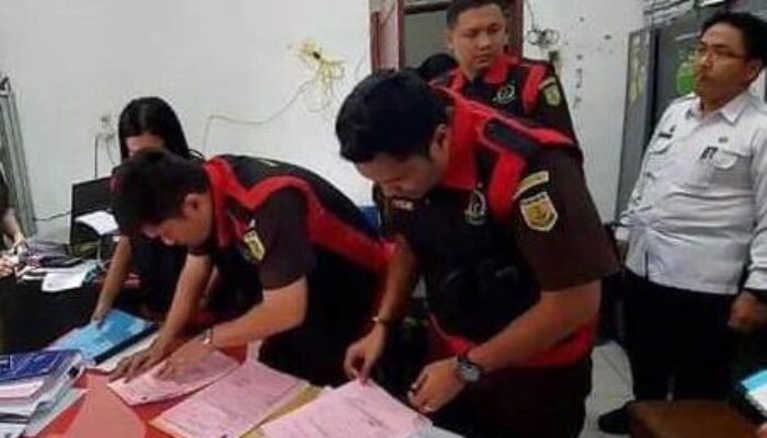 Kejari Tebingtinggi Geledah Kantor Dinas Perdagangan