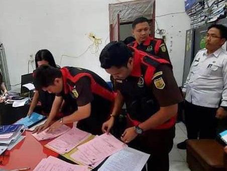 Kejari Tebingtinggi Geledah Kantor Dinas Perdagangan