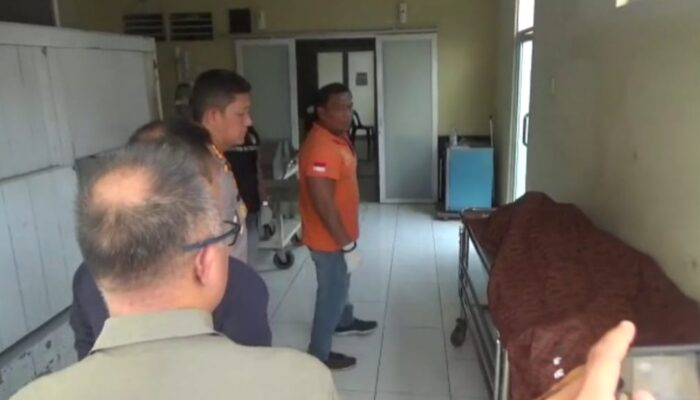 Polisi Tembak Mati Perampok Bersenpi