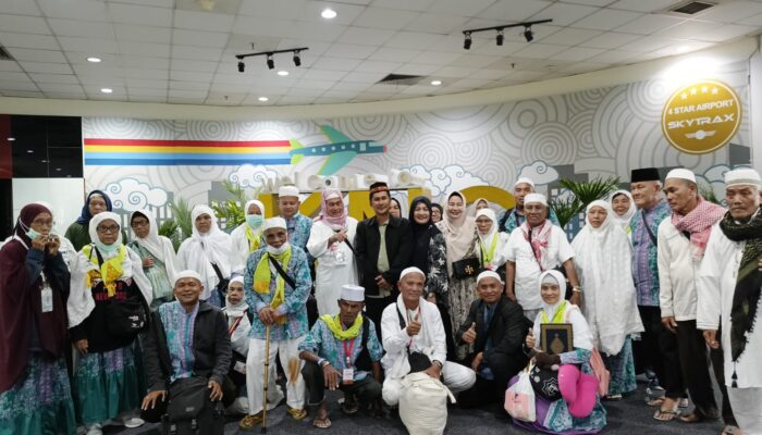 Jemaah Haji Kloter 5 Asal Agara Kembali Dalam Kondisi Sehat