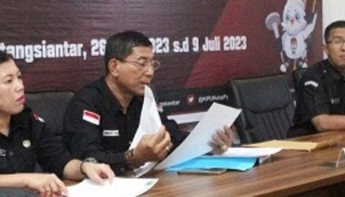 453 Bacaleg P. Siantar Kembalikan Perbaikan Berkas