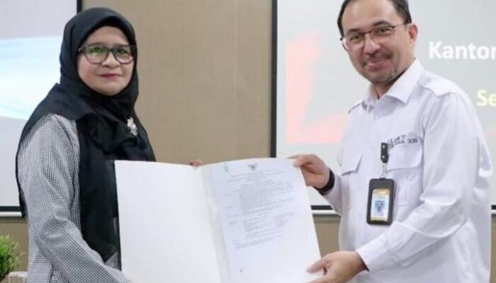 Hafnidar, Guru Besar Pertama Non ASN Dari Aceh