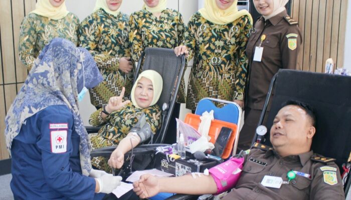 Kejari Langsa Sumbang 32 Kantong Darah Ke PMI