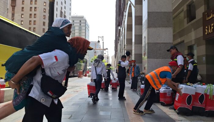 Suhu Madinah 46 Derajat Akhir 1444 H