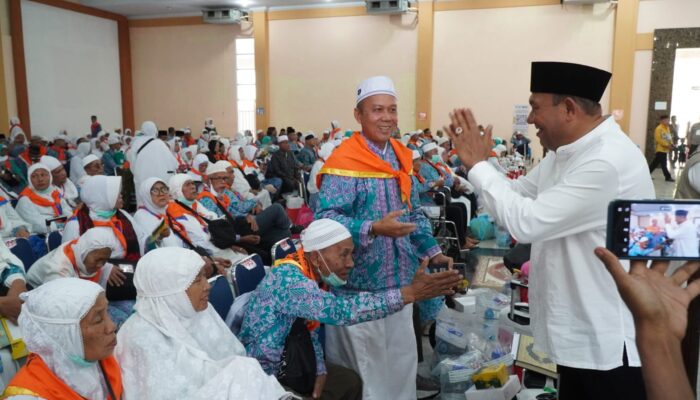 H.Syah Afandin,SH Sambut Kepulangan Jamaah Haji Asal Langkat