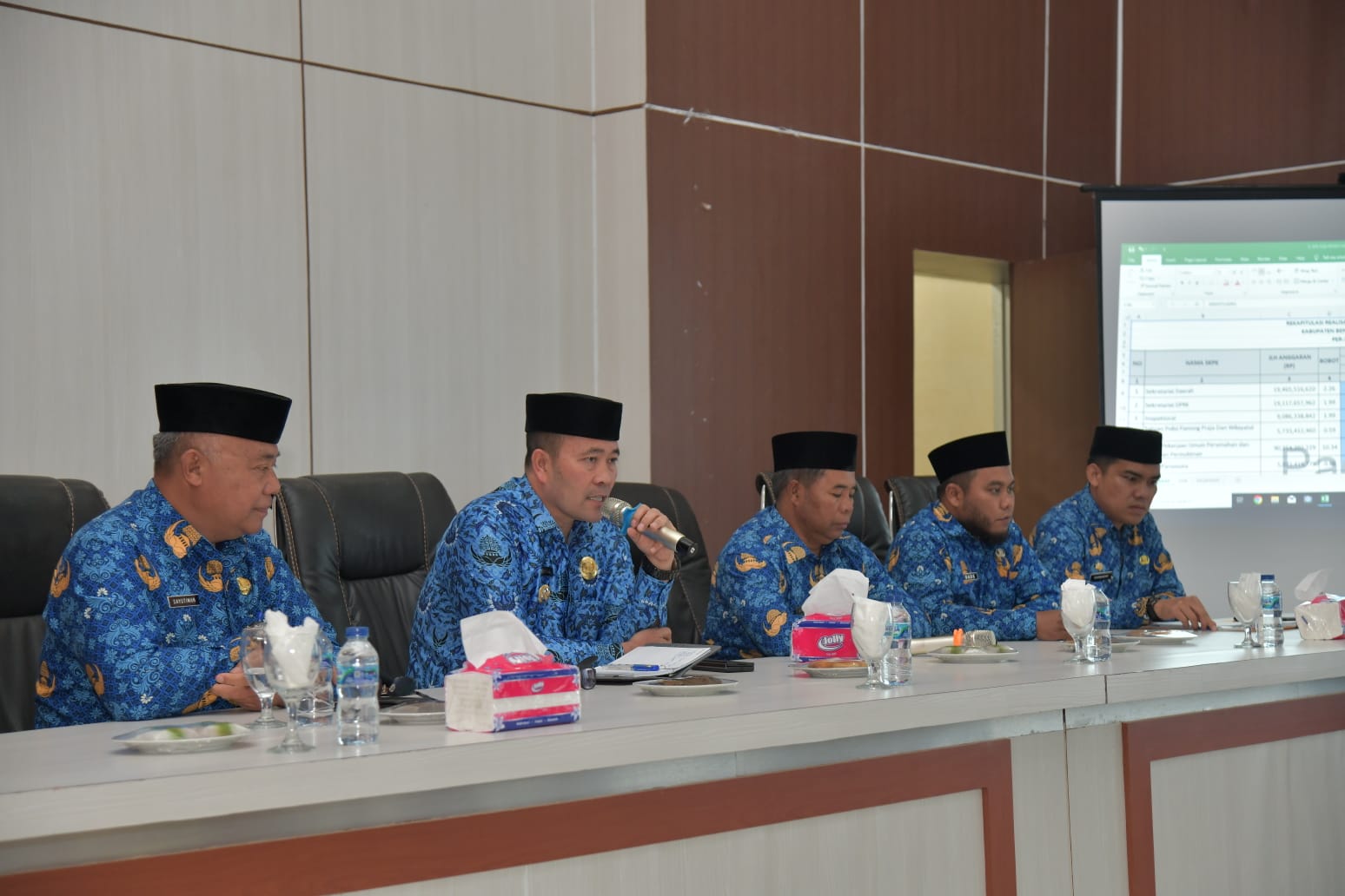 Pj Bupati Haili Yoga Evaluasi Kinerja OPD