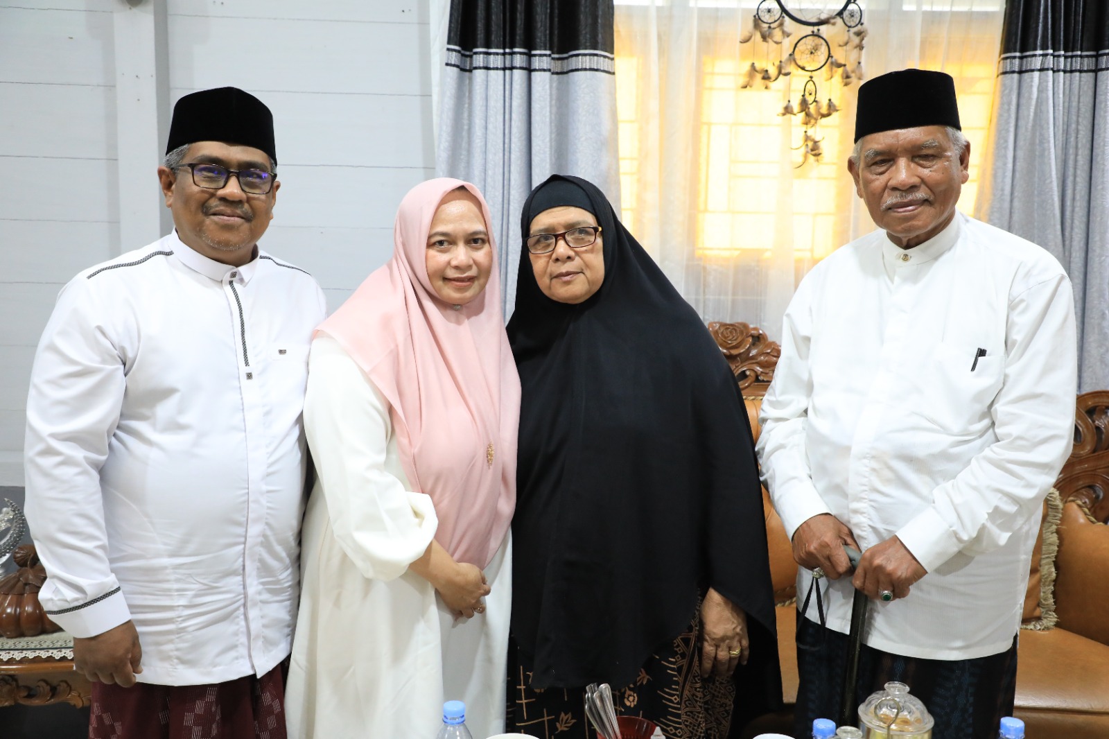 “Boh Drien Nyoe Diseudeukah Keu Loen Tuan Dari Tangse, Tapi Yang Pakek Droe Neuh Pak Pj”