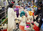 106.298 Jemaah Haji Landing