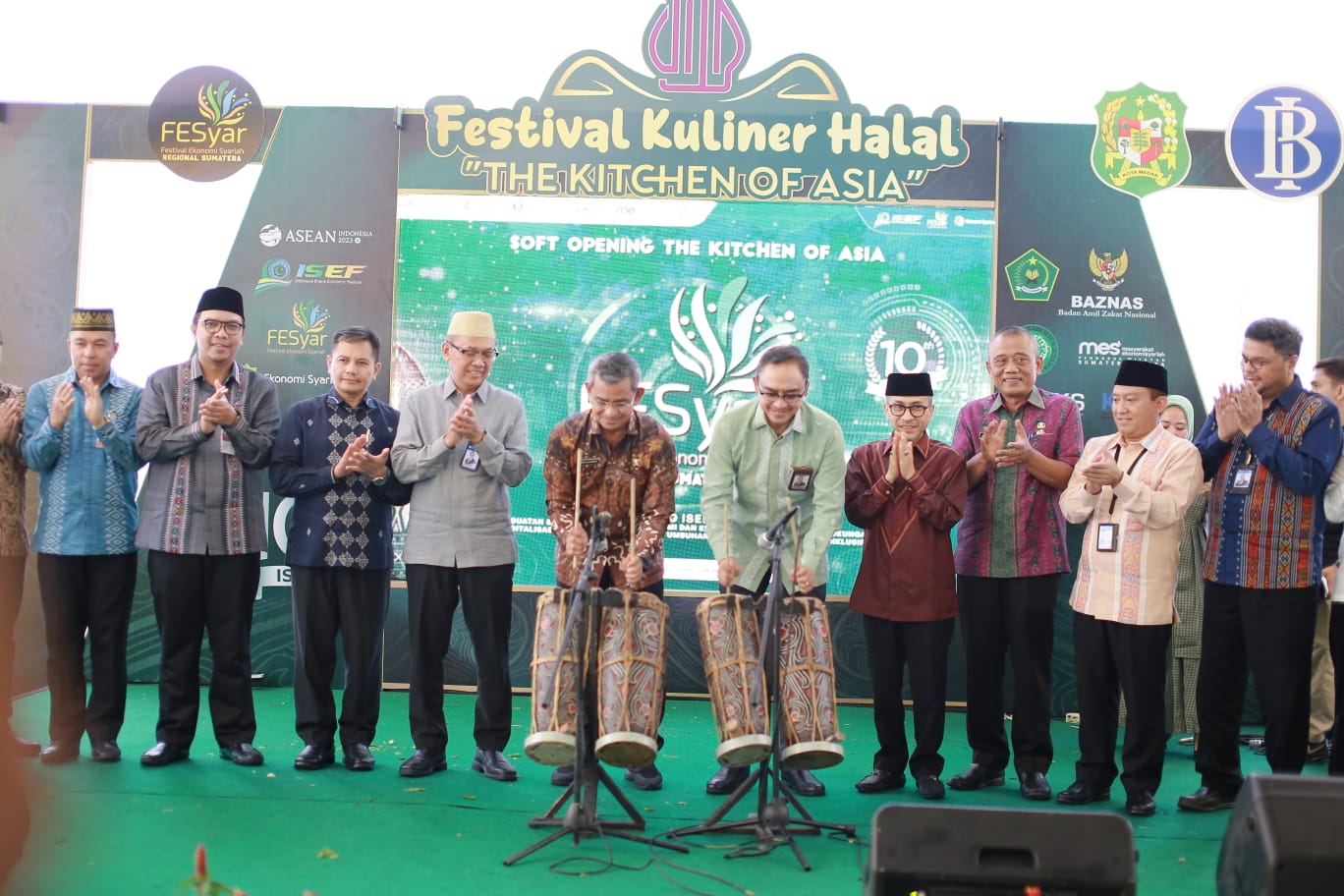 Bank Indonesia Kantor Perwakilan Provinsi Sumatera Utara menggelar Festival Ekonomi Syariah (FESyar) Regional Sumatera 2023 dengan mengusung tema Penguatan Sinergi dan Inovasi Ekonomi dan Keuangan Syariah Melalui Dukungan Digitalisasi untuk Mendorong Pertumbuhan Ekonomi Sumatera yang Inklusif