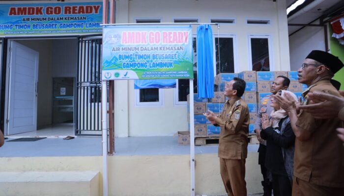 Pj Wali Kota Bangga, BUMG Lambhuk Produksi Air Minum Kemasan