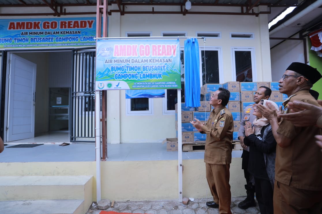 Pj Wali Kota Bangga, BUMG Lambhuk Produksi Air Minum Kemasan