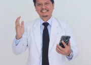 Prof.Ridha Dharmajaya : Gunakan Gadget Sambil Tiduran Berdampak Serius Pada Mata