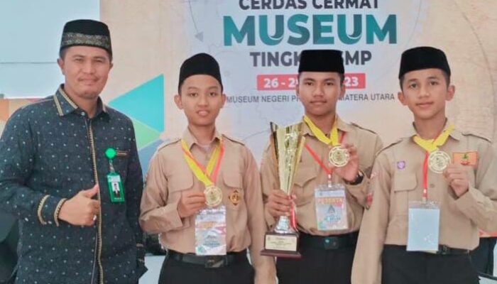 MTs Miftahul Husna Juara 1 Lomba Cerdas Cermat Museum
