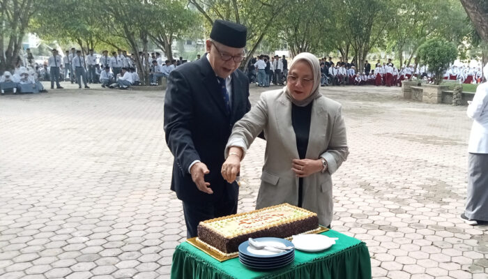 Awal Tahun Ajaran Baru 2023-2024, Perguruan Al Azhar Dan SMP Ar-Rahman Percut Gelar Upacara