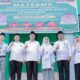 KANKEMENAG Sumut H. Ahmad Qosbi, S.Ag, MM bersama Kepala MAN Binjai Hj.N.Cici Mahruliana, M.Si, siswa dan tenaga pendidik. Waspada/ist