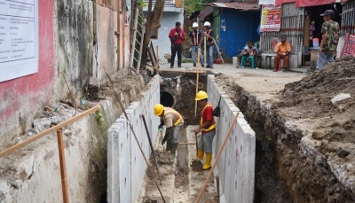 Peningkatan Saluran Drainase di Jalan Brigjend Katamso Medan Maimun Mulai Dikerjakan