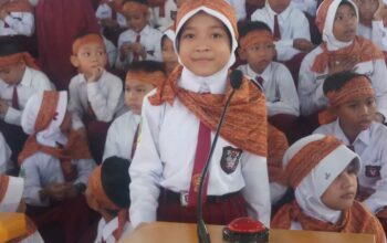 Aturan Seragam Sekolah Tidak Mewajibkan Atau Melarang Atribut Keagamaan Siswa