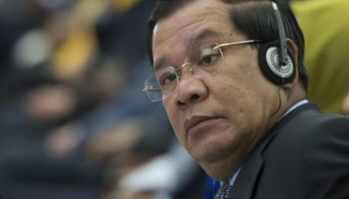 PM Kamboja Mundur, PM Terlama Di Dunia