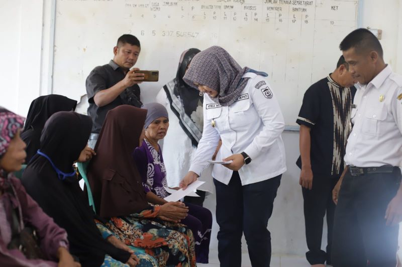 Rindu Atika Di Pantai Barat