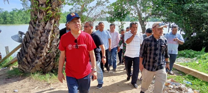 Speedboat Rusak Di Tengah Laut, Todung Mulya Terombang-ambing Speedboat Rusak Di Tengah Laut, Todung Mulya Terombang-ambing