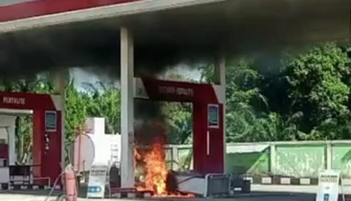 Mesin Pengisi BBM SPBU Di Abdya Terbakar