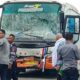 Kondisi bus pembawa jamaah haji Kab Asahan terlibat laka di Jalinsum, tepatnya di Kec Meranti, Kab Asahan. Waspada/Ist