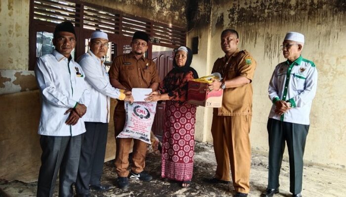 Korban Kebakaran Di Sibuhuan Terima Bantuan Baznas