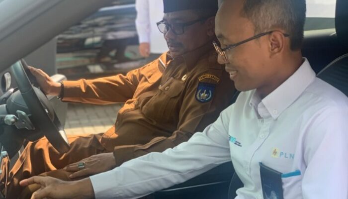 Said Mahdum Tes Drive Mobil Listrik Dan Lauching SPKLU