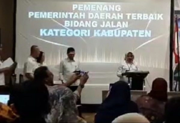 Pemerintah Kabupaten Aceh Utara meraih penghargaan kinerja terbaik bidang infrastruktur di tingkat nasional. (Waspada/ist)