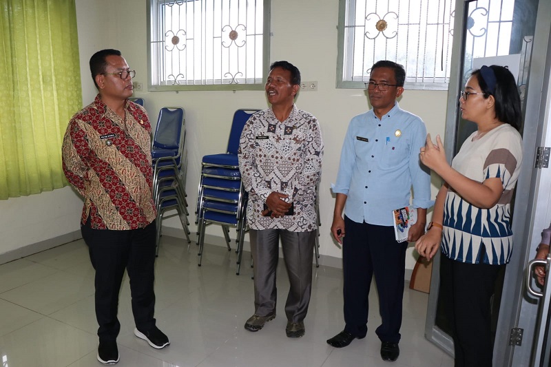 Bupati Toba Sidak Ke Dinas PMPTSPKK Bupati Toba Sidak Ke Dinas PMPTSPKK