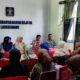 Plh. Kepala Kantor Wilayah Kementerian Hukum & HAM Aceh, Rakhmat Renaldy menyampaikan arahan kepada DWP Lapas Kelas IIA Lhokseumawe, Sabtu (15/7). (Waspada/ist)