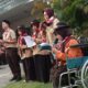 Gerakan Pramuka disabilitas Kota Langsa melaksanakan upacara Gelar Senja di kwartir cabang setempat, Senin (17/7) sore. Waspada/dede